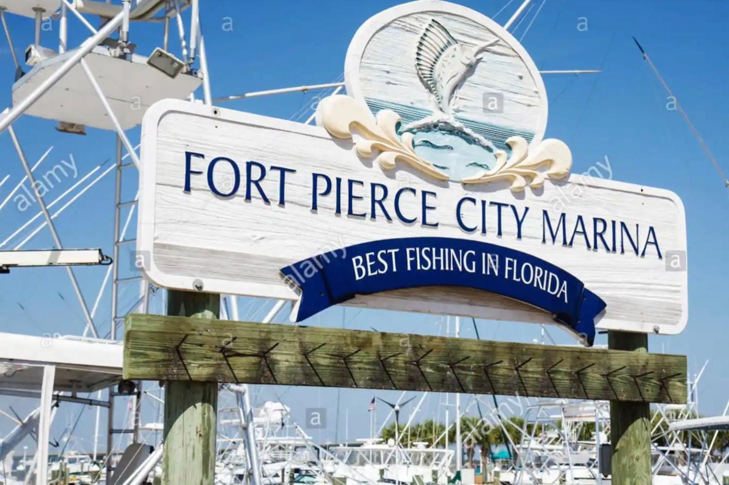 Sandy Shores - 2Br Beach Getaway And Surf Spot Fort Pierce Exterior photo